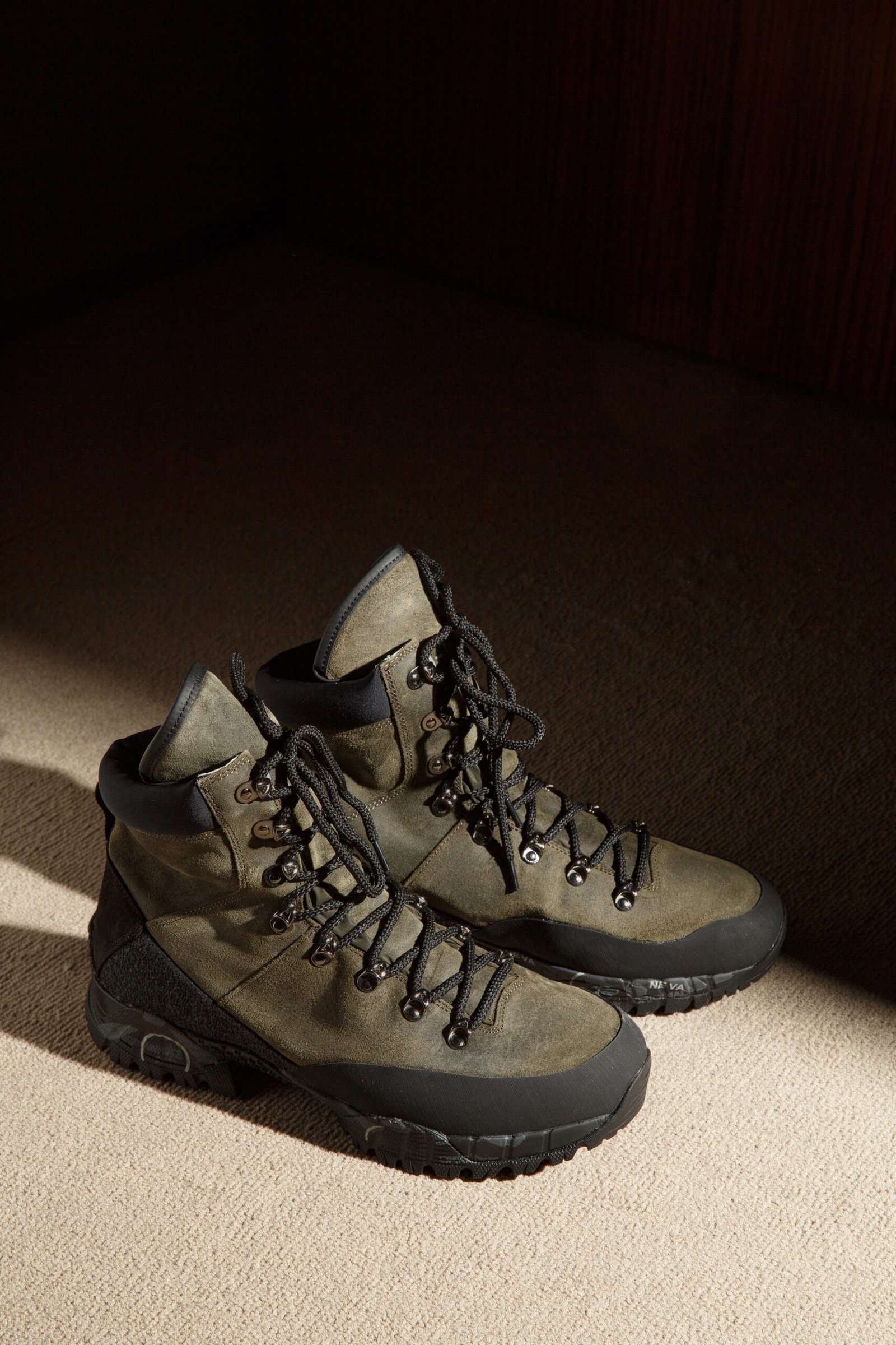 RidgeTrail Expedition Boots